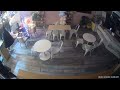 Thieves break into Chicago sweet shop, video shows