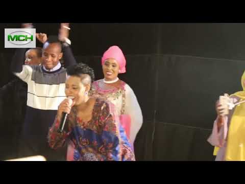 Farxiya Kabayare Dhakac Dhakac Live Nairobi On Stage