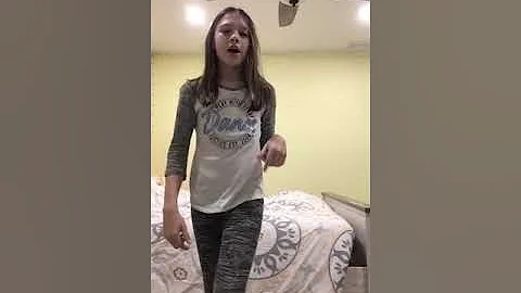 Teaching 4 fortnite dances
