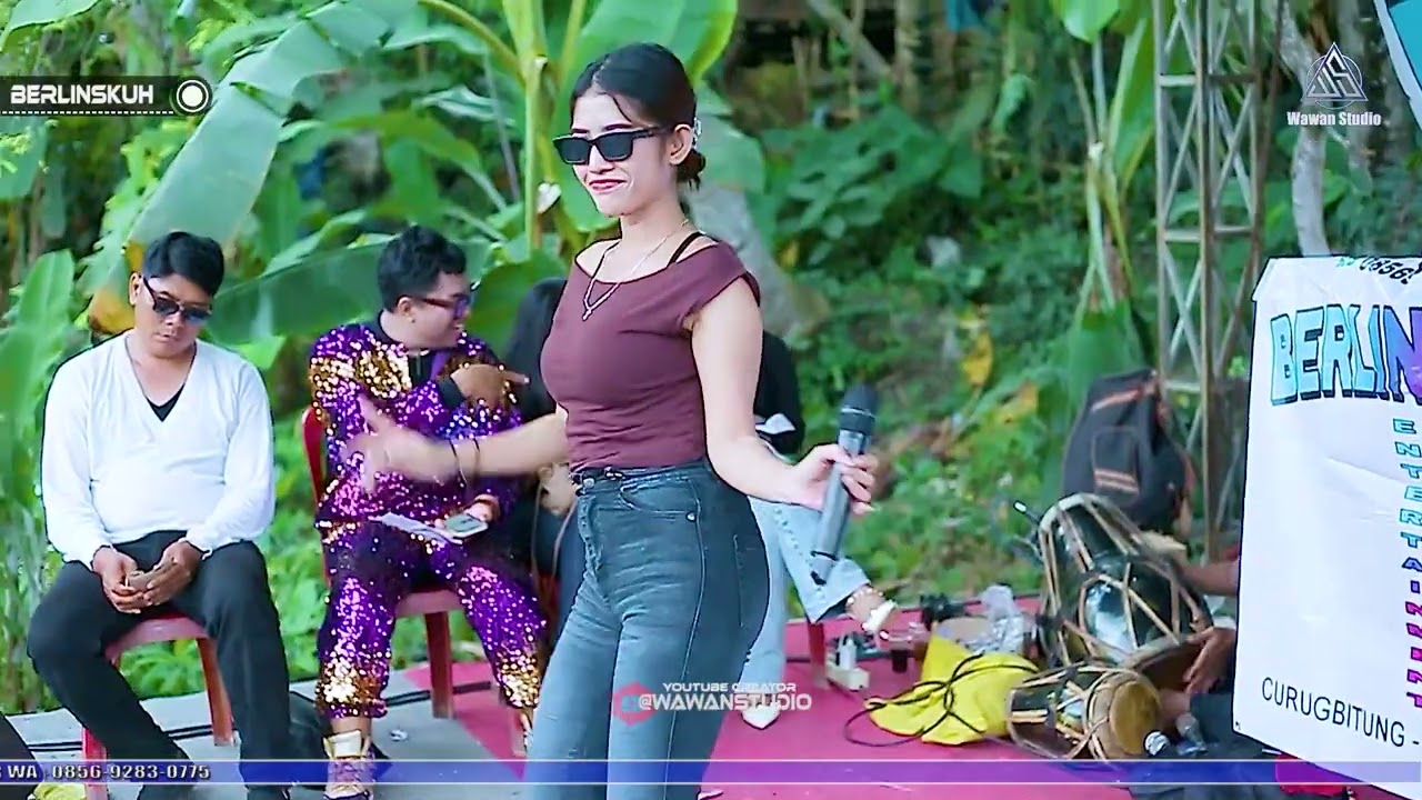 KOPLO TANGIS BAHAGIA VOC : TIA OYOY || BERLINSKUH - LIVE KEBONCAU - PAMARAYAN