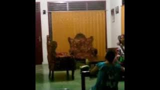Bongkar ( Karaoke sambil merokok )