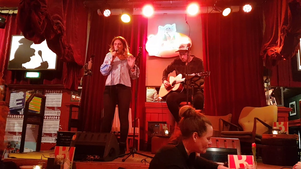 Melissa Janssen Halo Chords Chordify