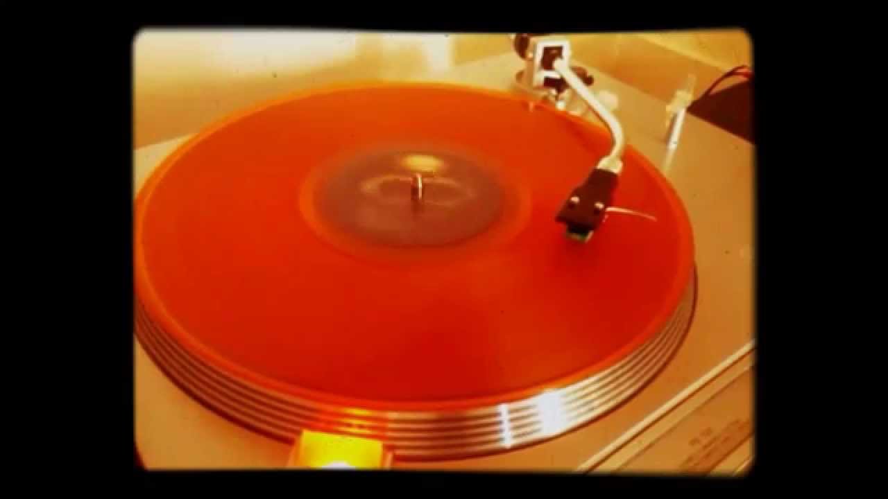 スロウ・ダウン・ユア・アームズ Lay Down Your Arms - YouTube