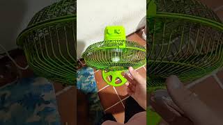 secando un pin que lo acabo de pintar con mi musica favorita || ¿nueva tendencia?