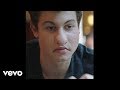Shawn Mendes - There&#39;s Nothing Holdin&#39; Me Back But It&#39;s Off Key