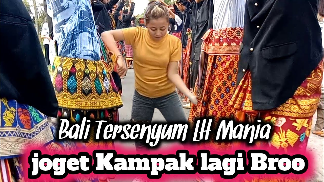 joget kompak lagi Broo. keseruan bajang Desa Langko parade tarian Bali Tersenyum bareng lh mania