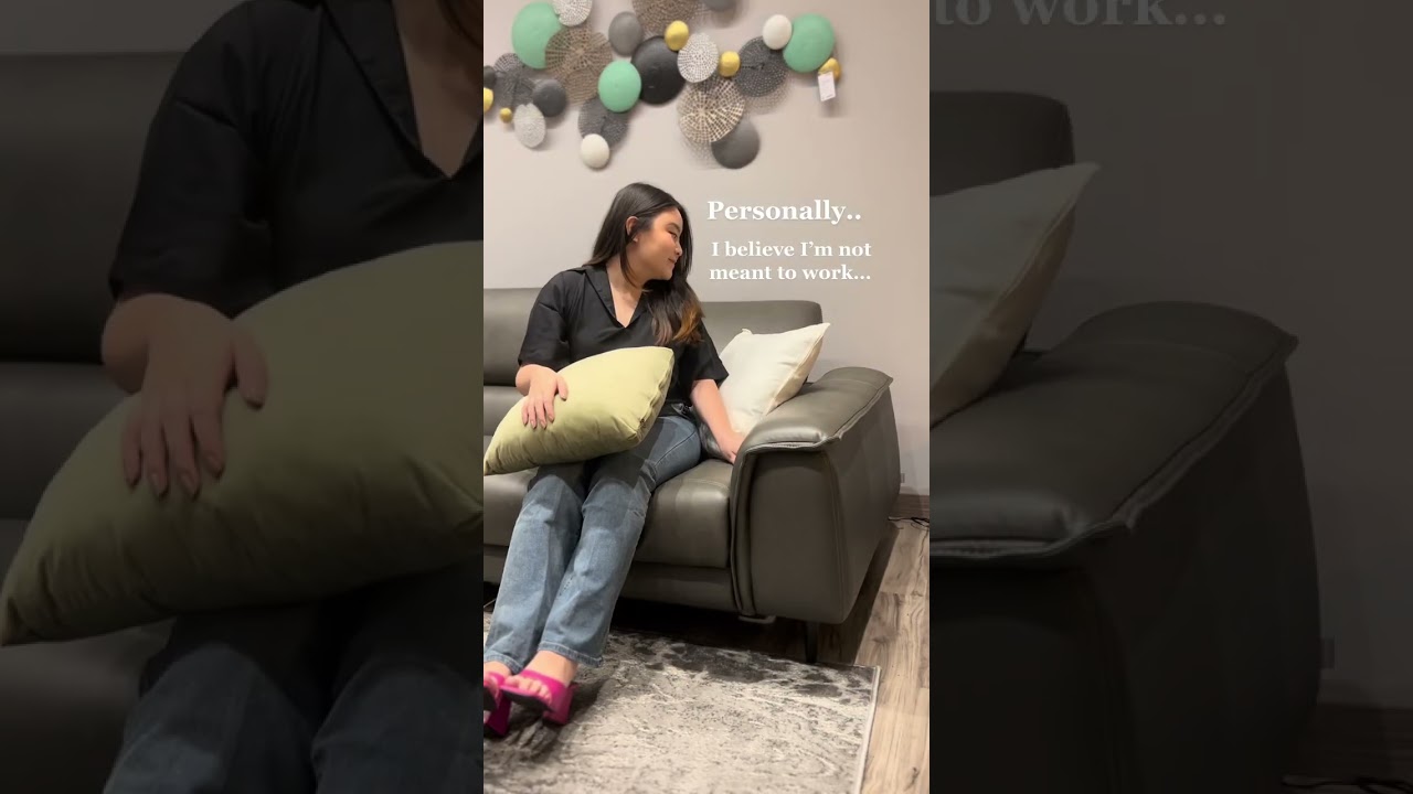 Sofa kulit aesthetic