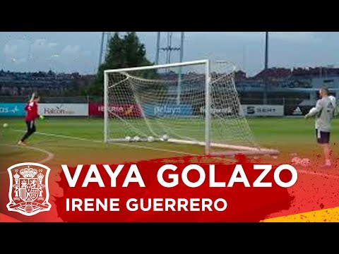 ¡Le pega con el alma! Vaya GOLAZO de Irene Guerrero en el entreno de España