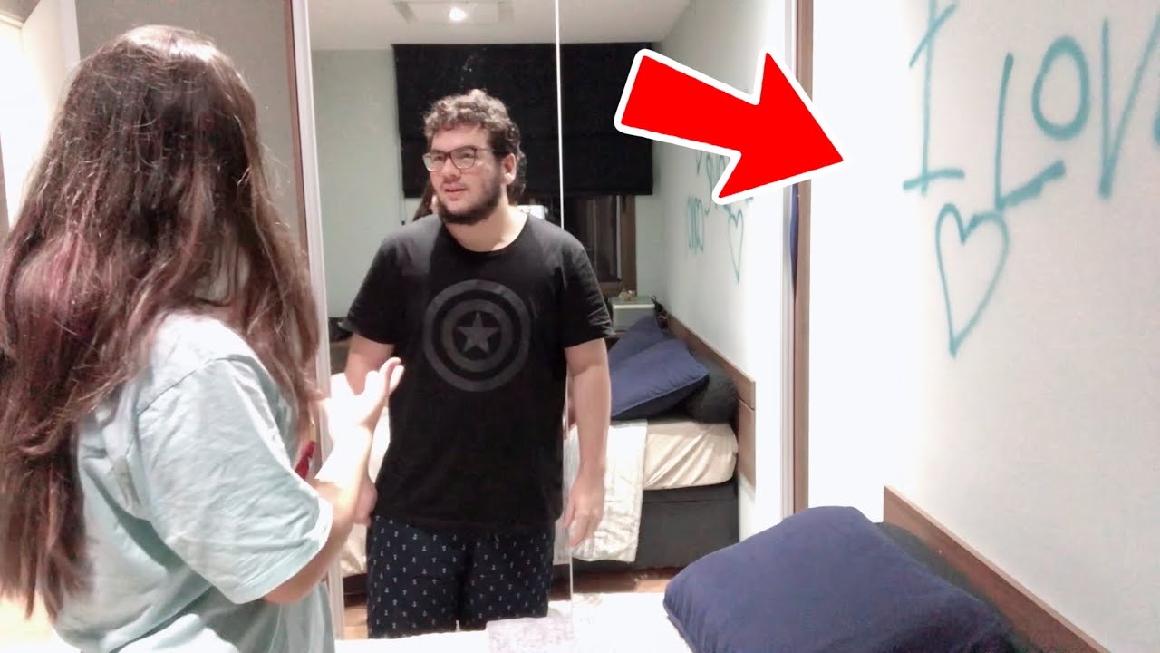 PINTEI NA PAREDE DO QUARTO DO MEU IRMÃO! CAROL TEIXEIRA