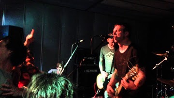 Dan Vapid And The Cheats "Diabolik" (Riverdales) live @Arci Tambourine (MB) 04-04-2014