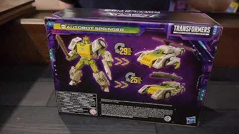 Unboxing: Transformers Generations Legacy Wreck ‘N Rule Collection Autobot Springer