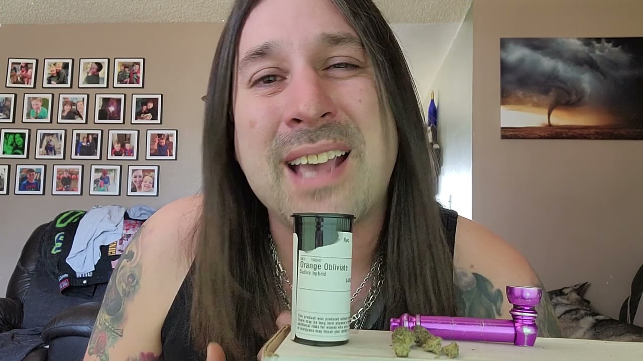Dan's 420 Chronicles - Orange Obliviate / Weed Review 4/15/22