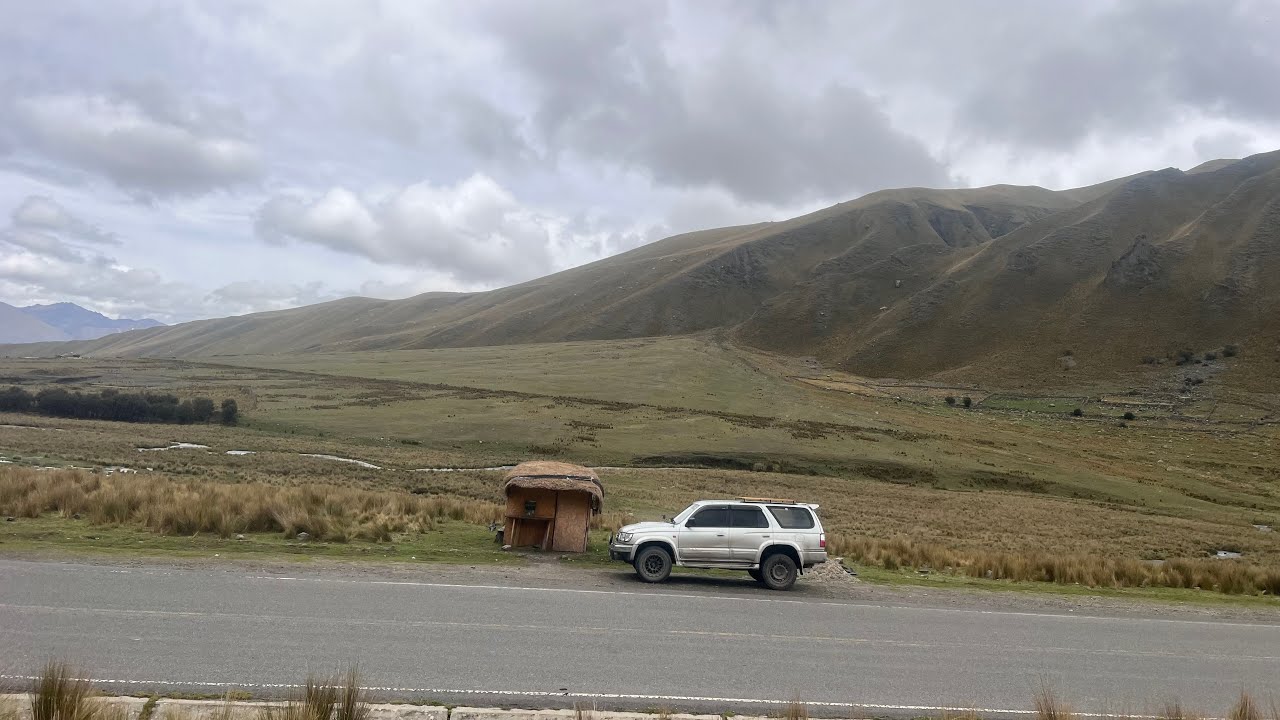 De Huari a Huaraz / una Parada donde Yoselin que Vende Trucha Frita 