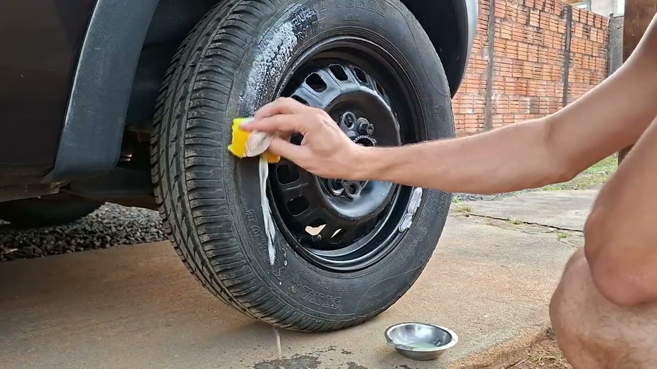 COMO FAZER PRETINHO CASEIRO PRO PNEU - (COM INGREDIENTES QUE VOCÊ TEM)! | O BÁSICO QUE FUNCIONA...