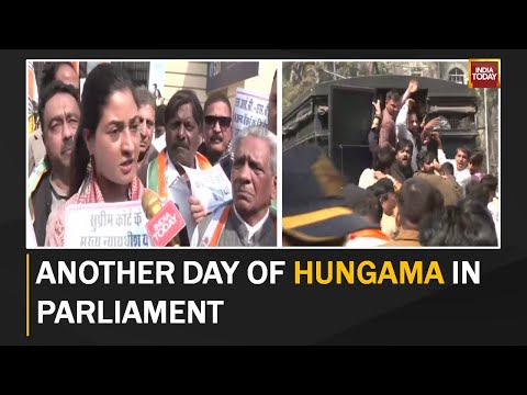 Congress Workers Protest