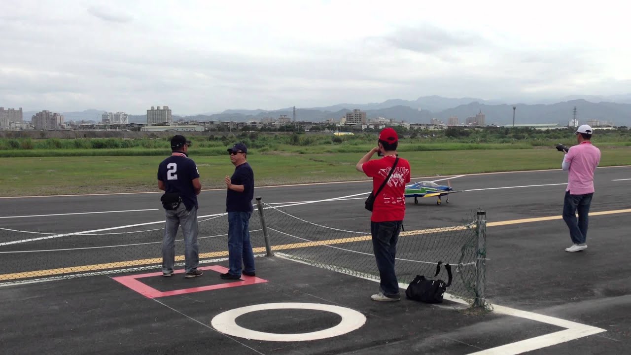 Gaui Day 2012 - Jet Plane Take Off