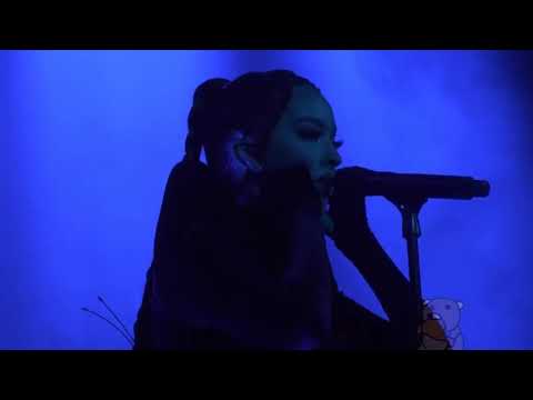 Faouzia - Blue | Live At The Bowery Theater In New York