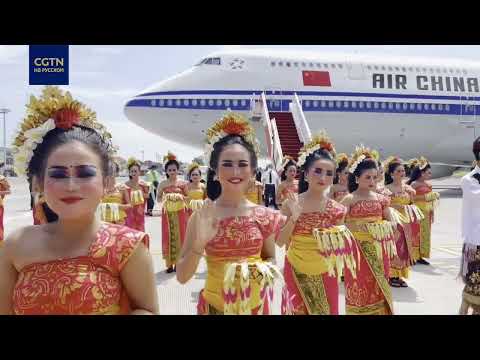 Си Цзиньпин вылетел с индонезийского острова Бали