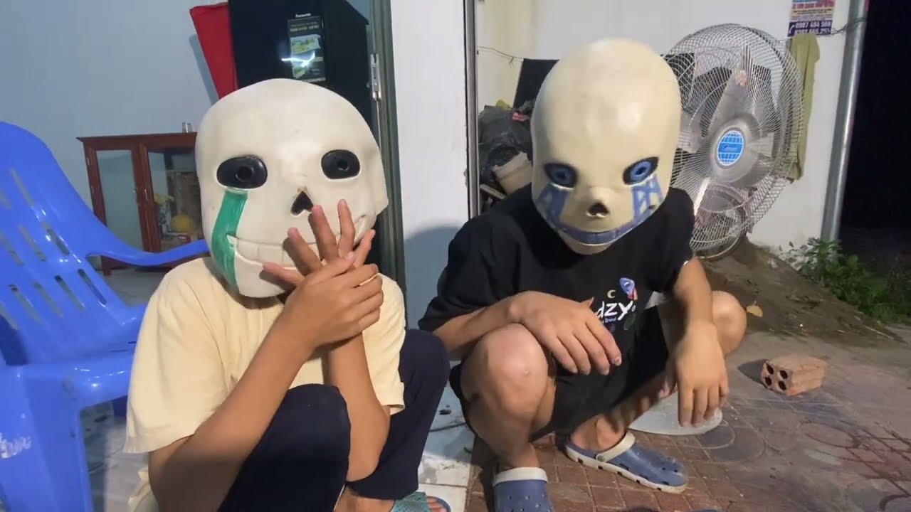 Alpha Sans Gạ Anh Bốn Nướng Gà hehe