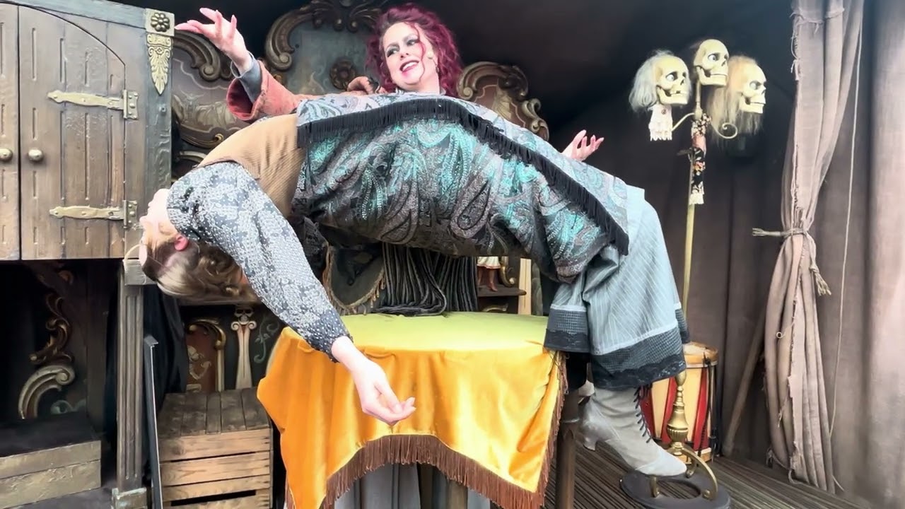 Serpenta Charlatan zweeft!