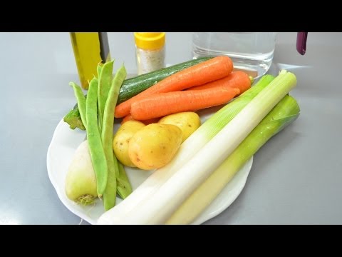 Vídeo: Com Cuinar Puré De Verdures Per Al Vostre Nadó