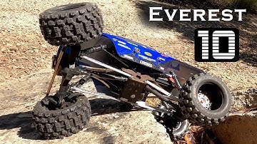 Redcat Everest 10 Eats up the trail