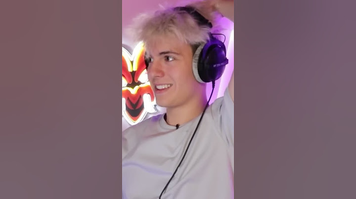 I Hired A Fortnite Pro to Secretly 1v1 My Viewers