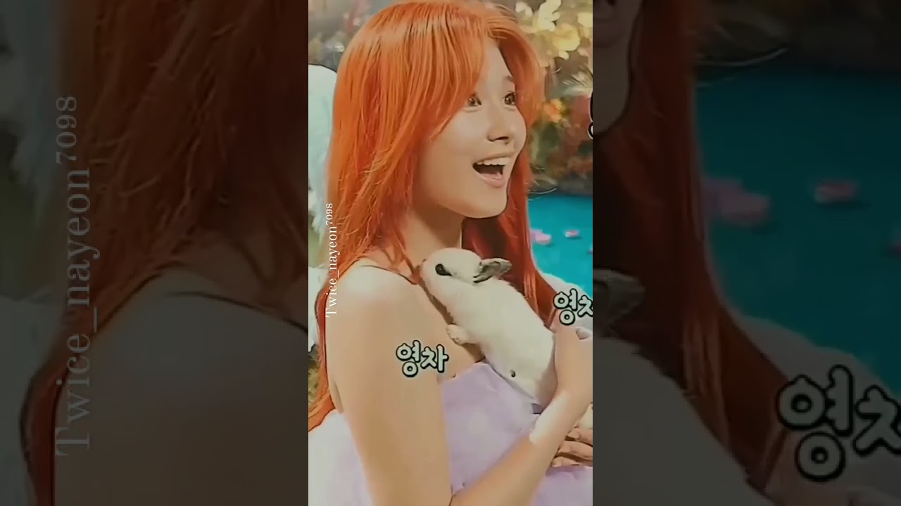 TWICE  there is very beautiful charming cute🤩😍