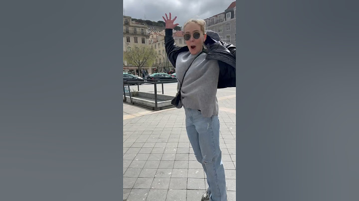 Er kam unerwartet💨😄 #funny #moments #lissabon #unexpected #wind