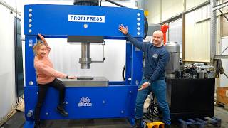 Crushing Paper With Our New 300 TON HYDRAULIC PRESS