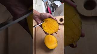 Easiest Way To Cut A Mango