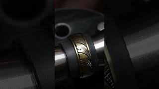 Famous These "simple" patterns are classic and timeless. #engraving #acanthus #jewelry #runningleaf Wealth