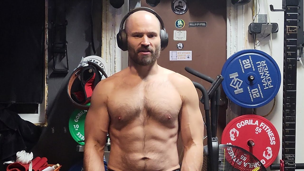 ‪@buildingdadbod2.0‬