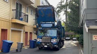 2346 Peterbilt 520 Heil FL on trash