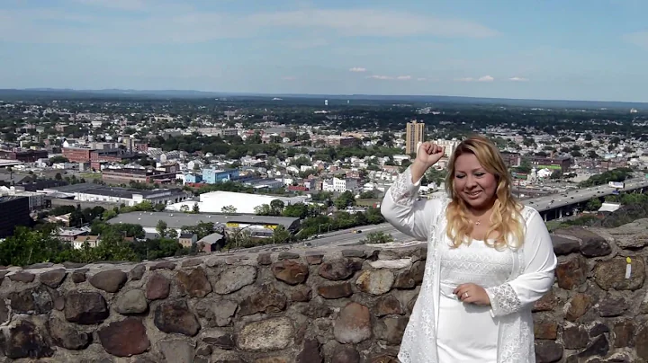 ADRIANA ACOSTA  ( NADA SOY SIN TI ) VIDEO OFICIAL HD