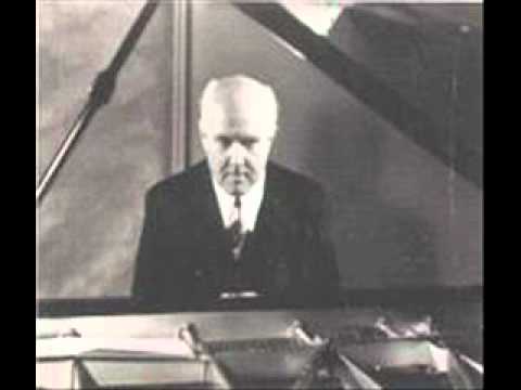 Walter Gieseking plays Debussy Valse Romantique