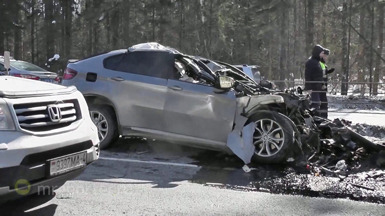 Лейтенант ГИБДД погиб в ДТП на Минском шоссе за рулём BMW X6 Лейтенант ГИБДД погиб в ДТП на Минском шоссе за рулём BMW X6