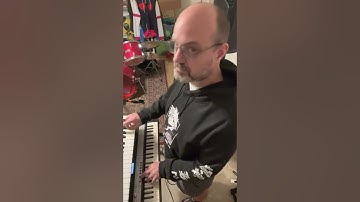 A neat little arp I discovered in my Korg Microstation.