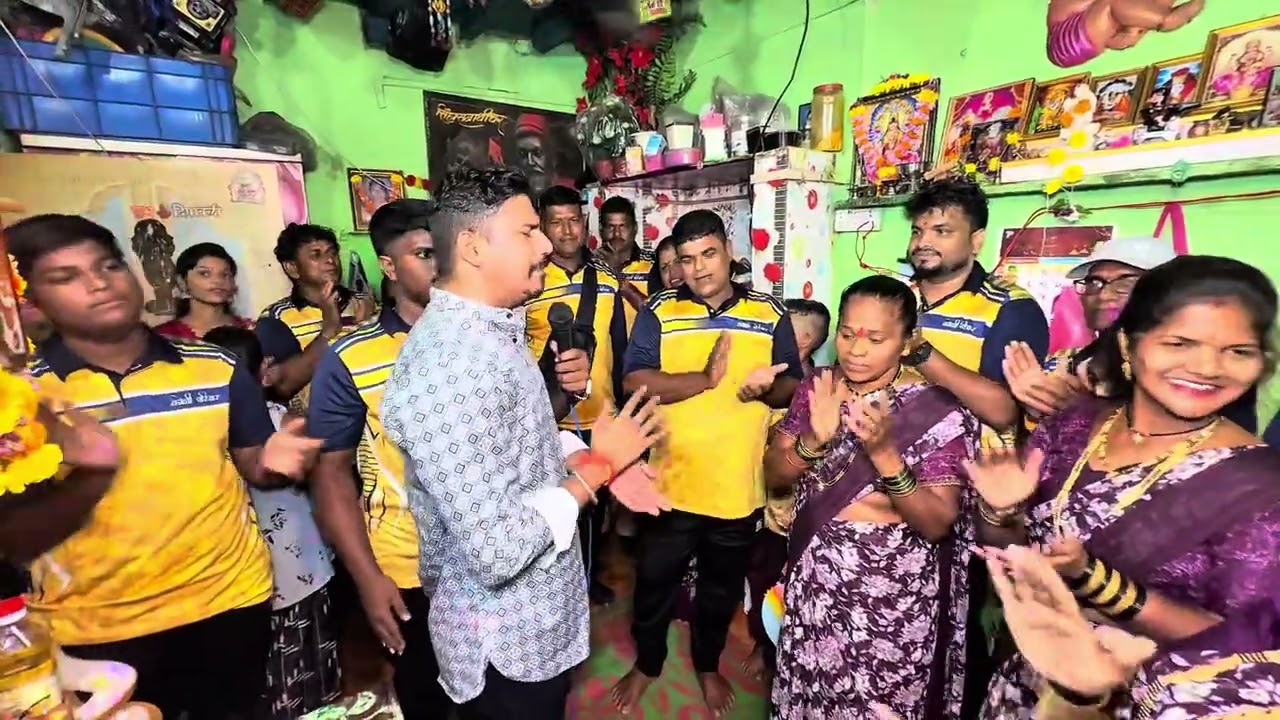 कोळी परिवार निघाला जेजुरीला 😍