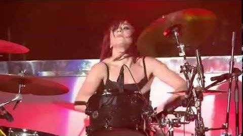 Skillet - Monster (Live)