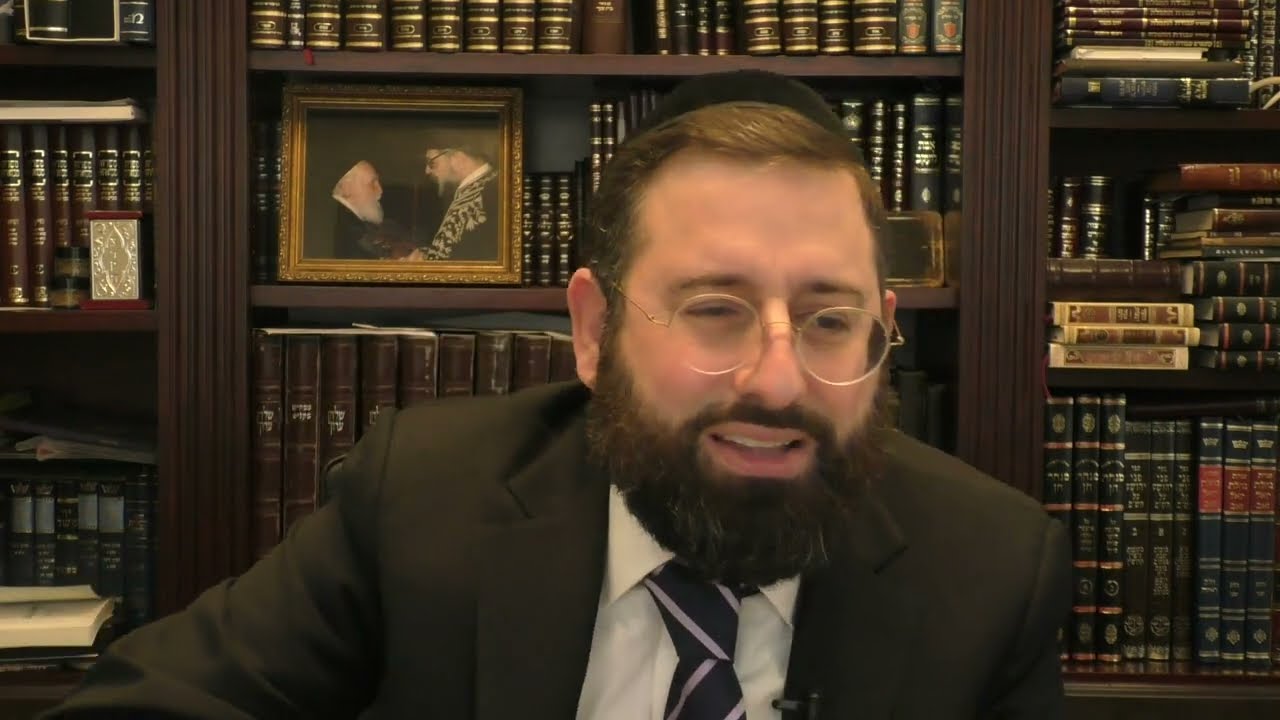 Ки Сиса: Несоответствие между двумя заповедями о трех праздниках в книге Семот.