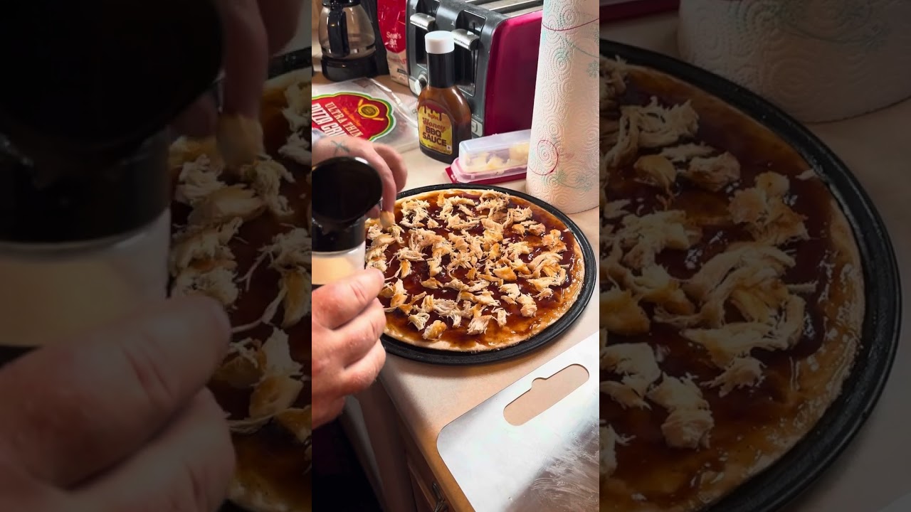 Tim’s cooking video honey barbecue chicken pizza