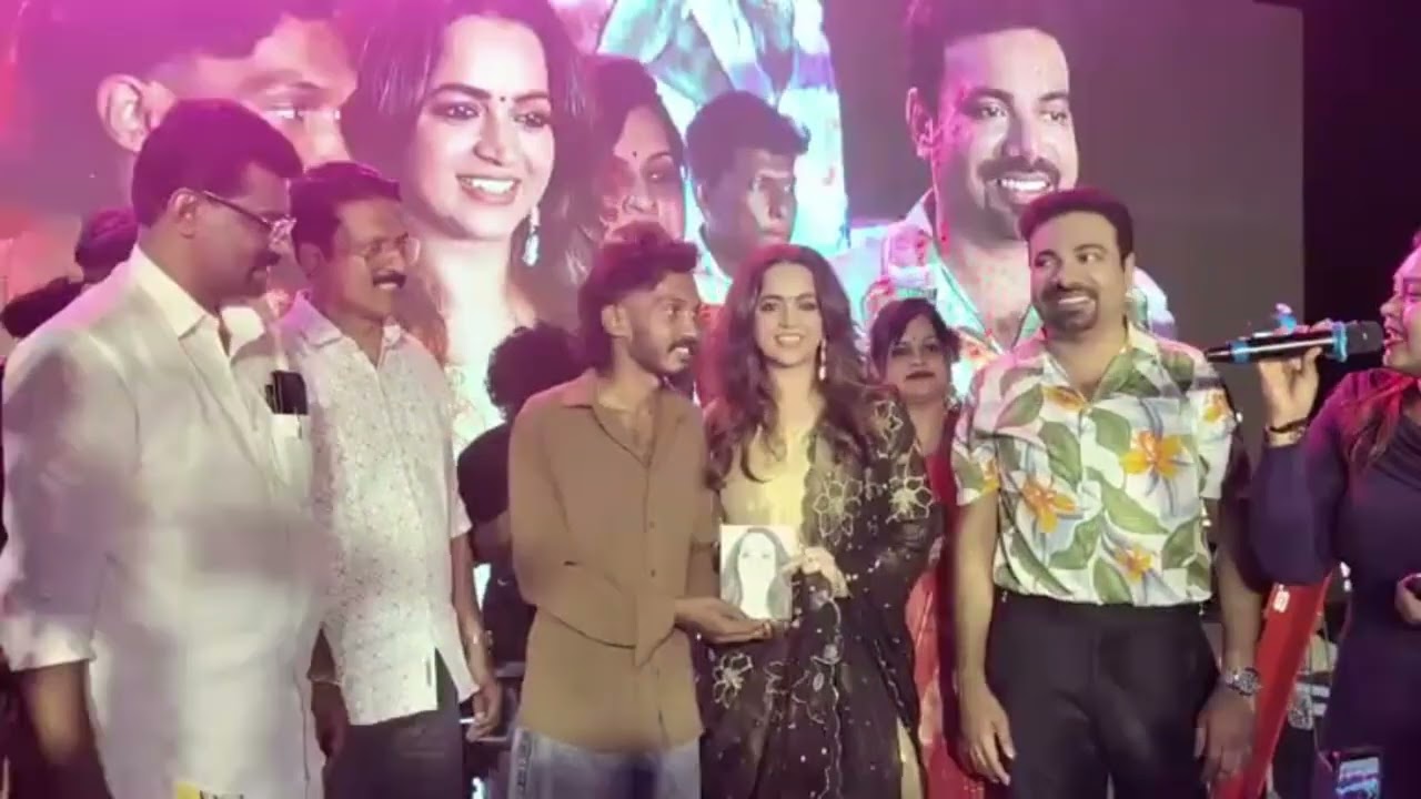 അച്ചായൻ ഗോൾഡിന്റെ പുതിയ ഷോറൂം ഉദ്ഘാടനം ചെയ്യാൻ വന്ന 