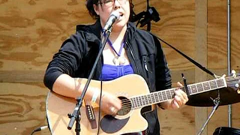 Lynn Dee McKenzie "My Standards Are Higher" (cover)