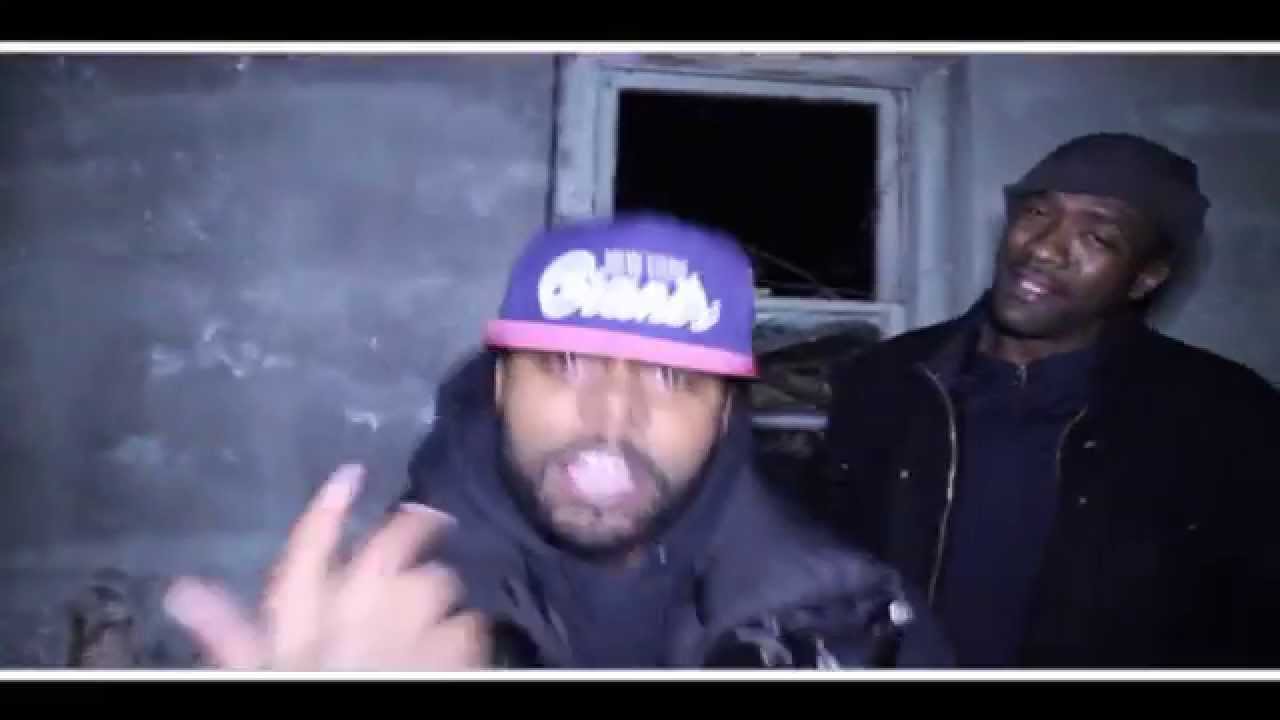 "AINT PLAYIN"  (OFFICIAL VIDEO)..BY: JETBLACC LEEK... DIRECTED BY: PHATSMANTV