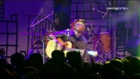 Ebiet G. Ade - Titip Rindu Buat Ayah (LIVE SYNCHRONIZE FEST 2017 by demajorsTV)