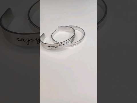 Engrave metal with Cricut and create your own bracelets #engraving #cricut #crafts