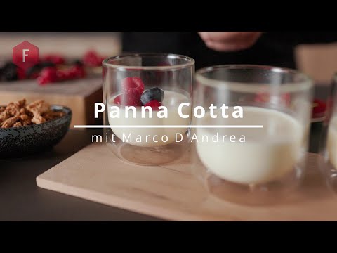 Panna Cotta im Glas  - Einfach, Lecker und mit frischen Beeren