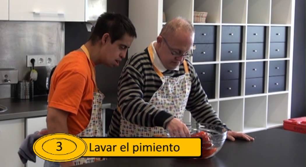 ensalada de pimiento y pepino