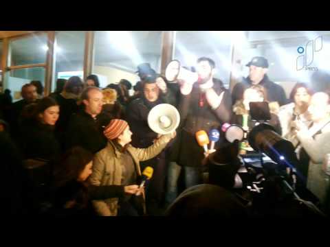 საზოგადოებრივ მაუწყებელთან აქციის მონაწილე: არავის ეგონოს თავზეხელაღებული სტუდენტები ვართ !